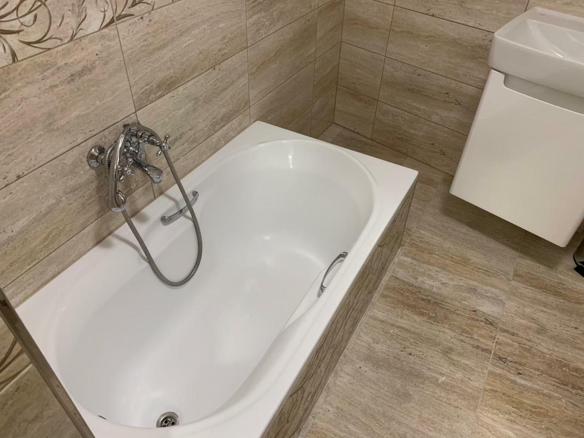 Mikulov Inn - Apartments Slunce Eksteriør bilde